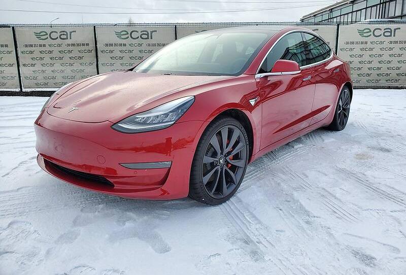 Tesla Model 3 PERFORMANCE  2020