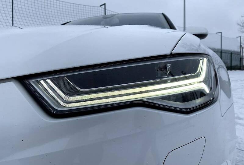 Audi A6 AVANT  2015