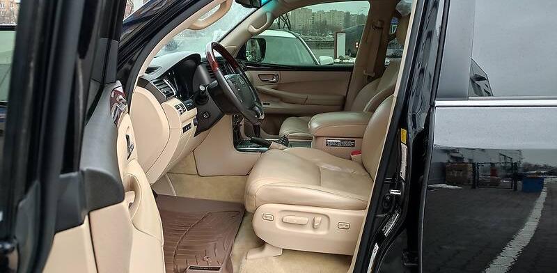 Lexus LX 570 2010