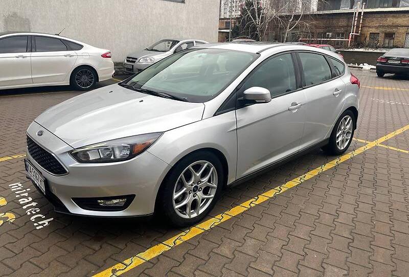 Ford Focus SE 2015