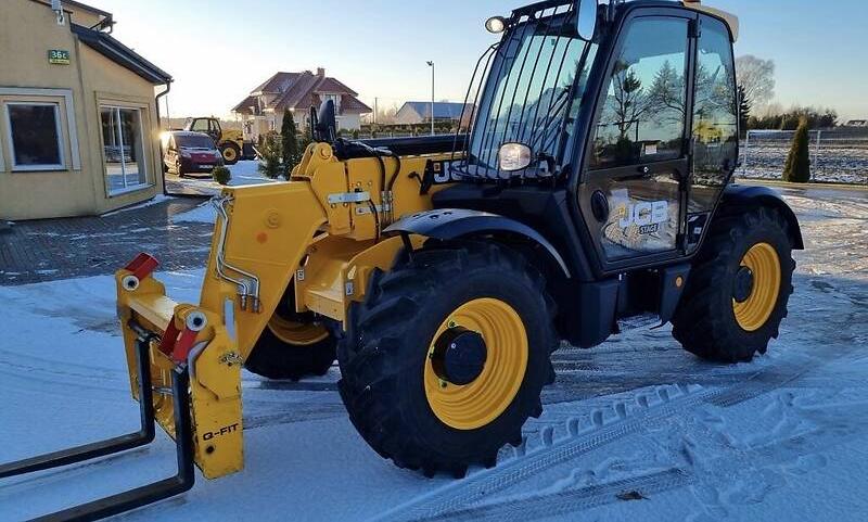 JCB 535-95 2021