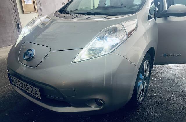 Nissan Leaf 2013