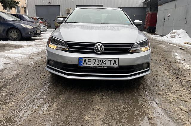 Volkswagen Jetta SEL 2015
