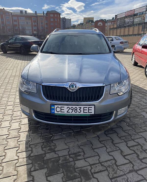 Skoda Superb 2011
