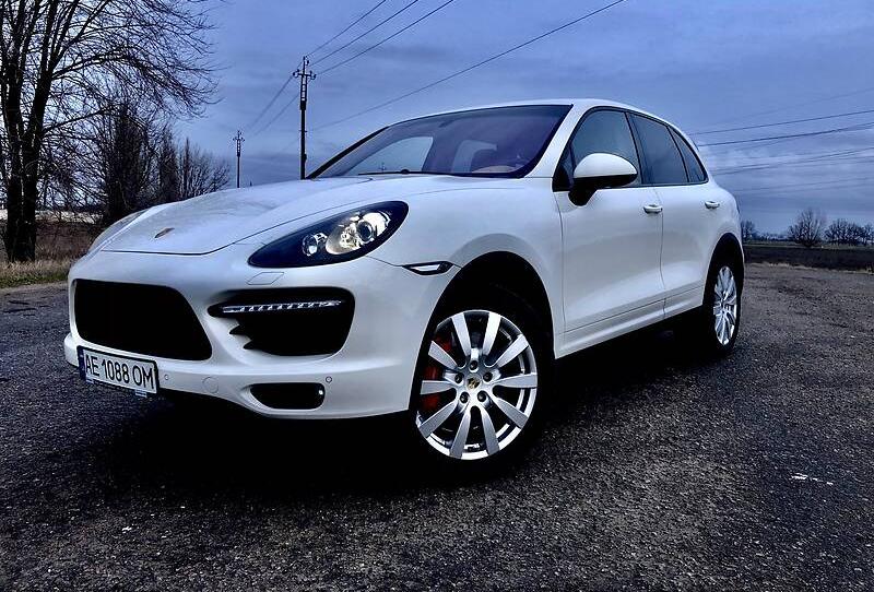 Porsche Cayenne TURBO 2011