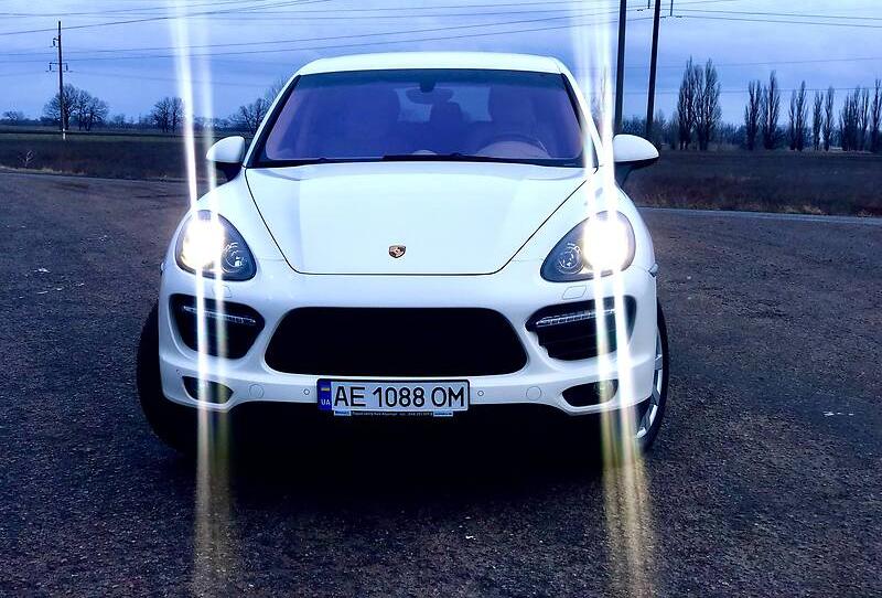 Porsche Cayenne TURBO 2011
