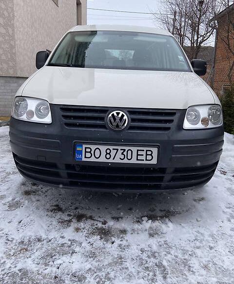 Volkswagen Caddy пасс. LIFE 1.4 MPI 2010
