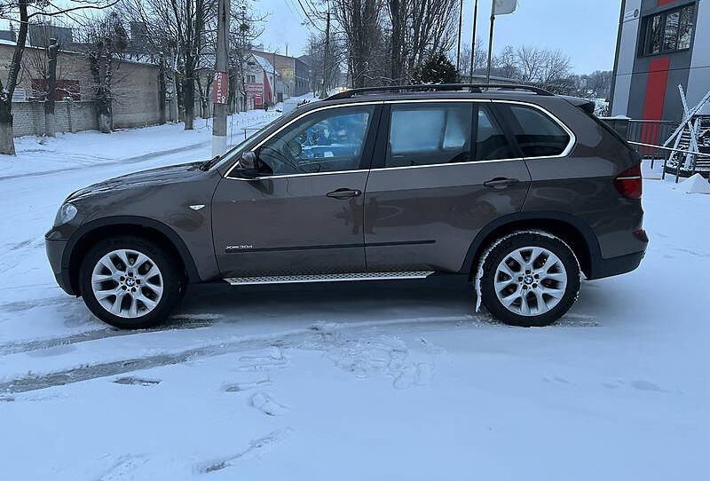 BMW X5 2011