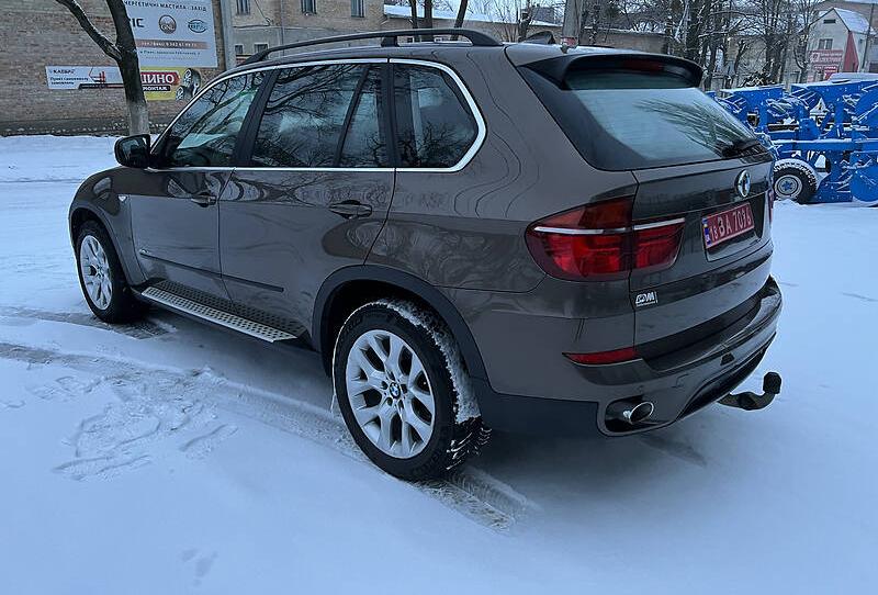BMW X5 2011