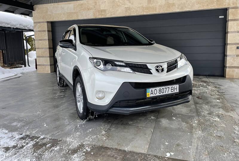 Toyota RAV4 2014