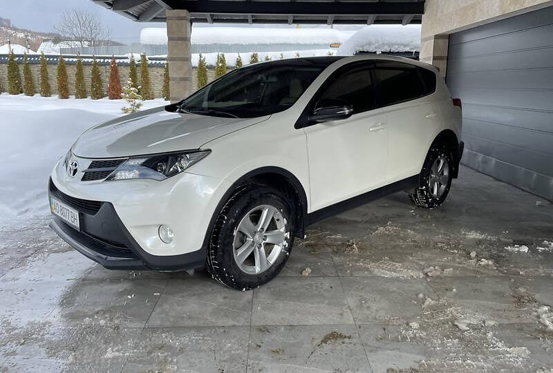 Toyota RAV4 2014