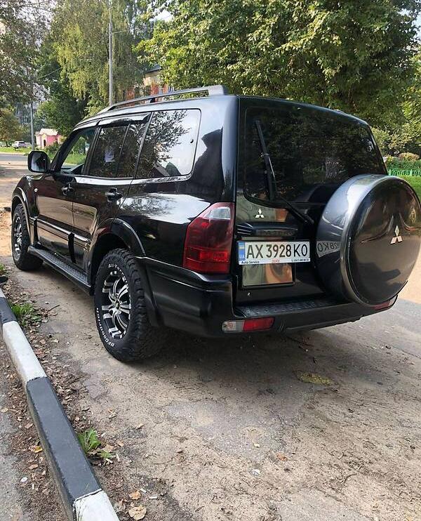 Mitsubishi Pajero 2005