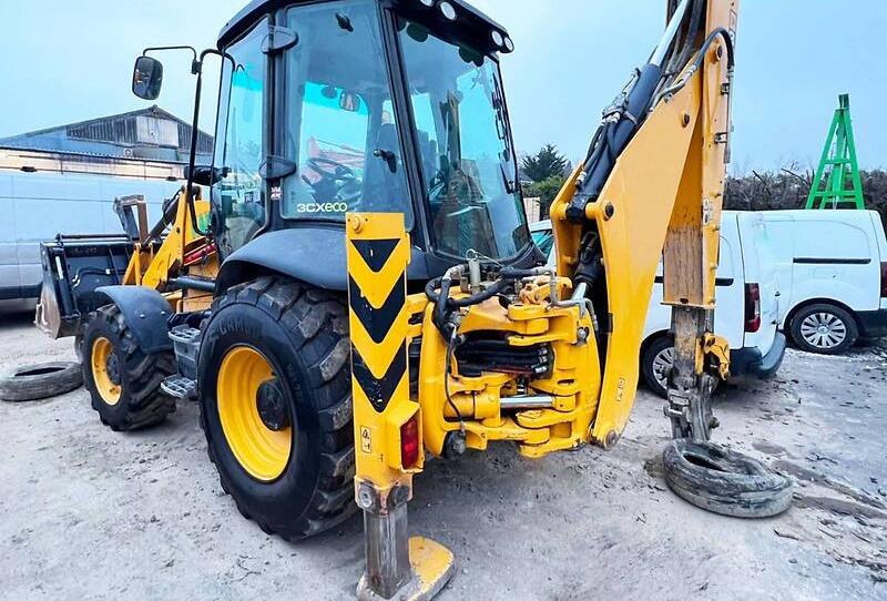 JCB 3CX 2017