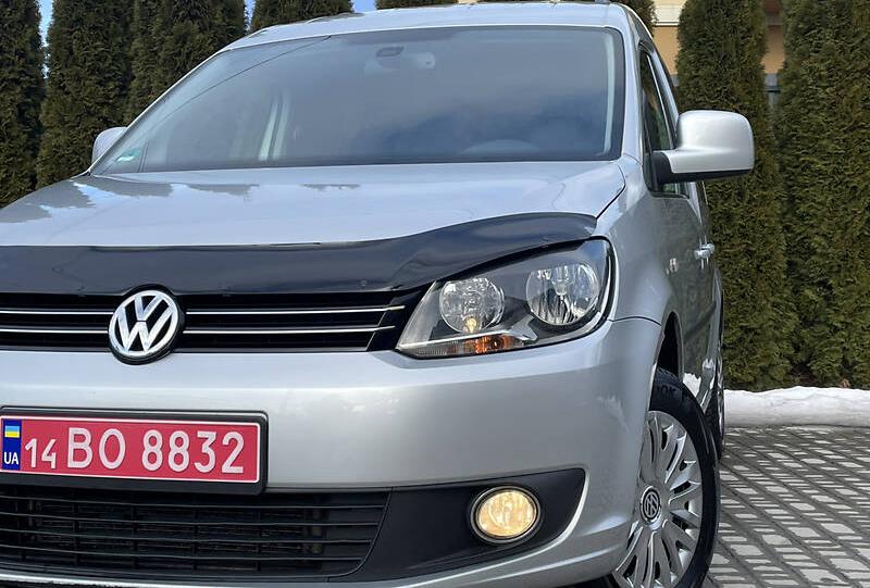 Volkswagen Caddy пасс. 2010
