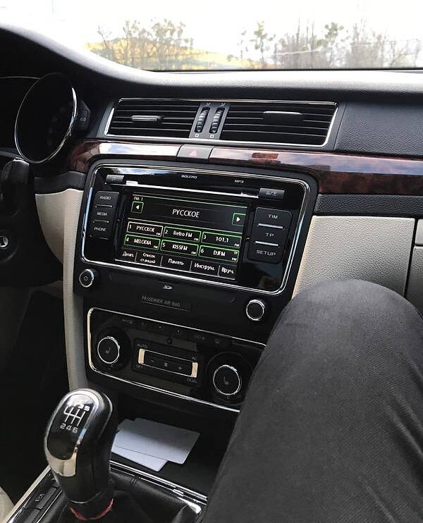 Skoda Superb 2011