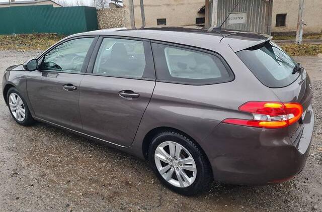 Peugeot 308 2015