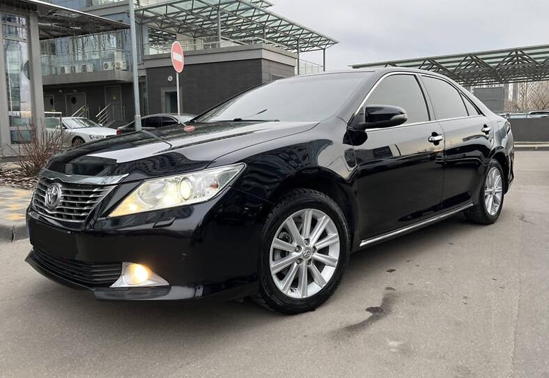 Toyota Camry 2012