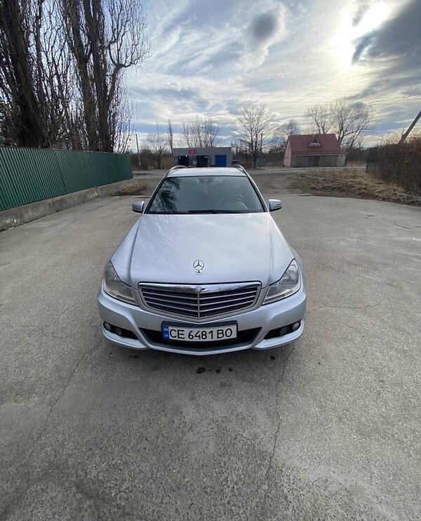 Mercedes-Benz C 200 2011