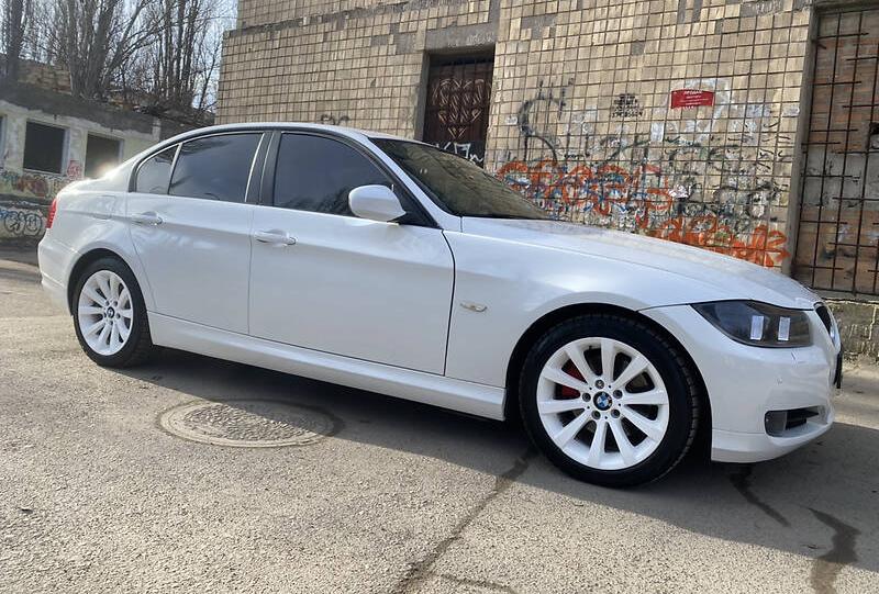 BMW 328 2010