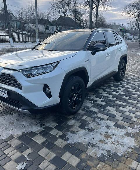 Toyota RAV4 2021