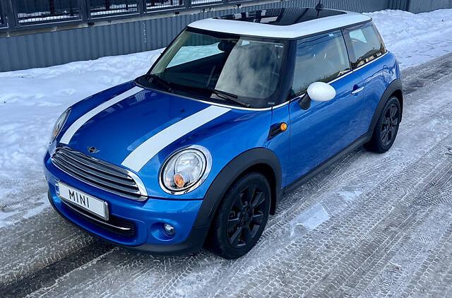 MINI Cooper 2012