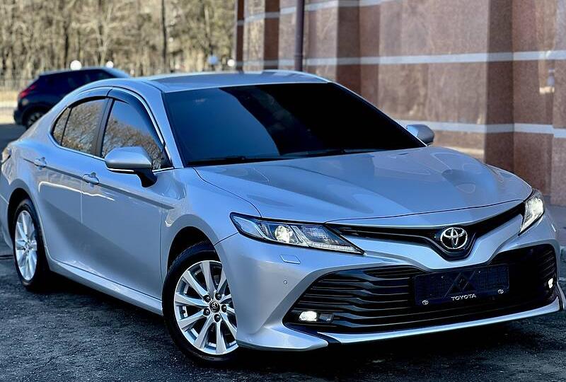 Toyota Camry E L E G A N C E 2019