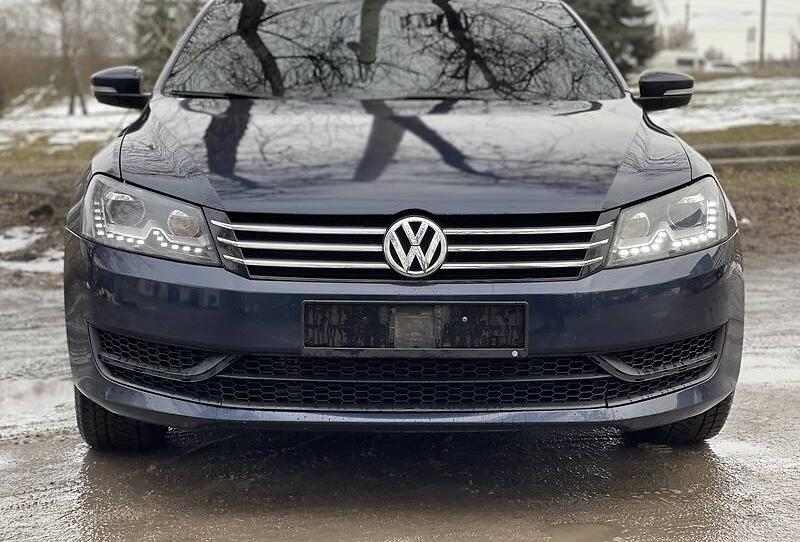 Volkswagen Passat B7 SE 2012