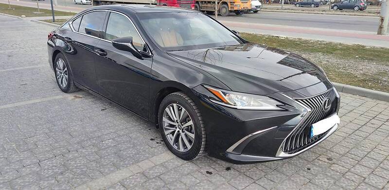 Lexus ES 250 2019