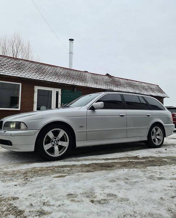 BMW 530 2001