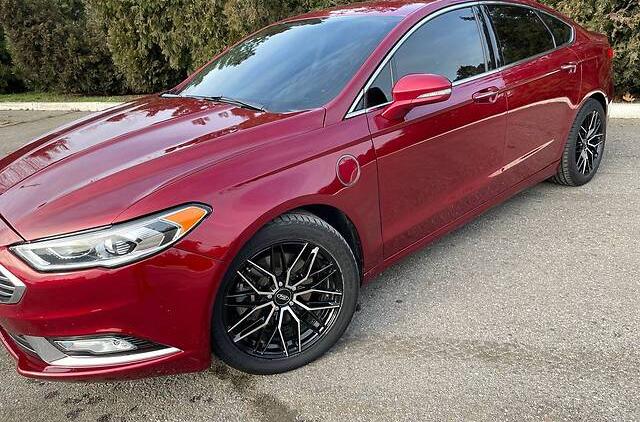 Ford Fusion Plug in Titanium  2016