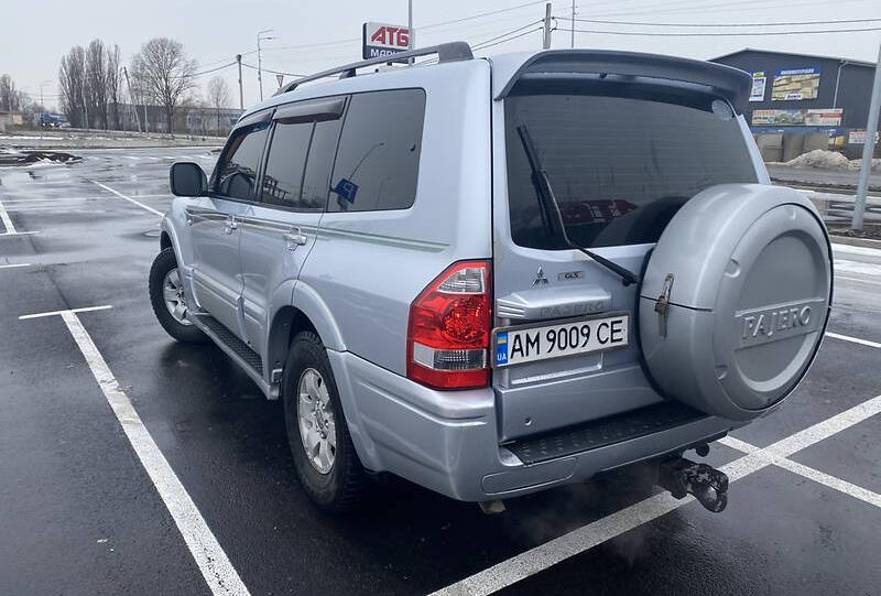 Mitsubishi Pajero Wagon 2006