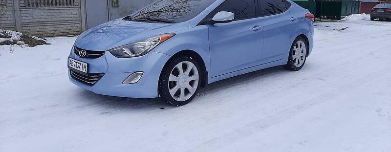 Hyundai Elantra 2012
