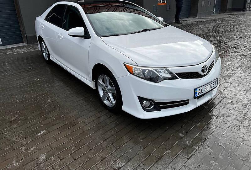 Toyota Camry 2013