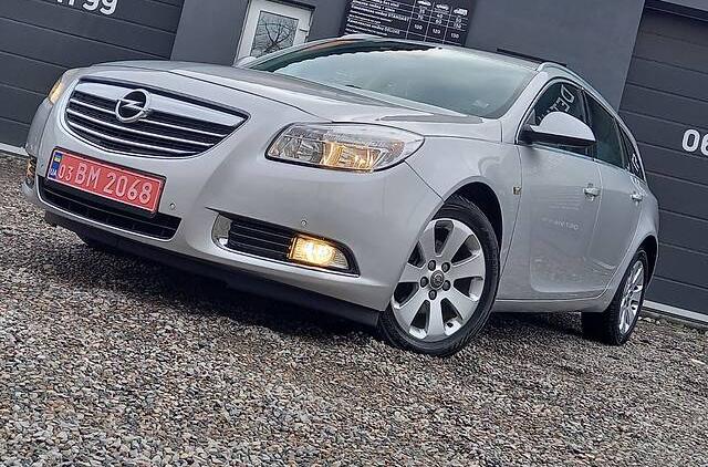 Opel Insignia 2011