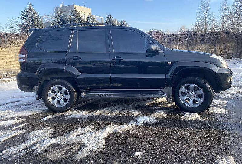 Toyota Land Cruiser Prado 120 2005