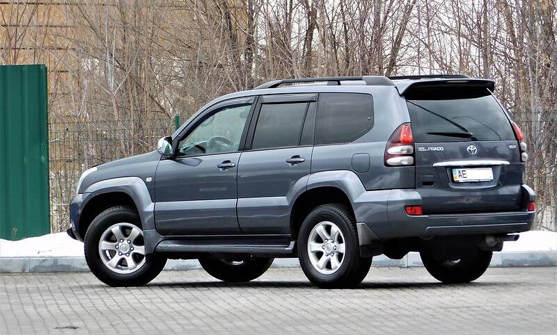 Toyota Land Cruiser Prado 120 2006