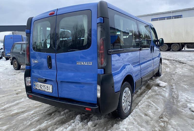 Renault Trafic пасс. LONG  2005