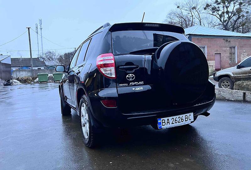 Toyota RAV4 2011