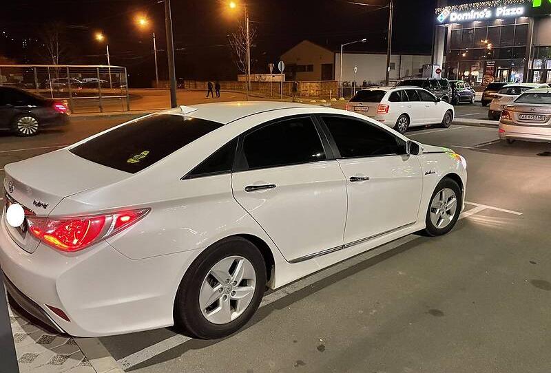 Hyundai Sonata 2012