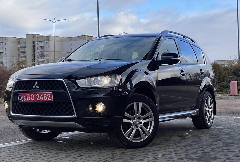 Mitsubishi Outlander XL 2011
