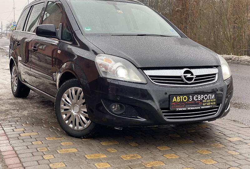 Opel Zafira 2012