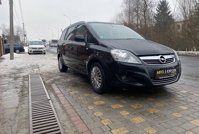 Opel Zafira 2012