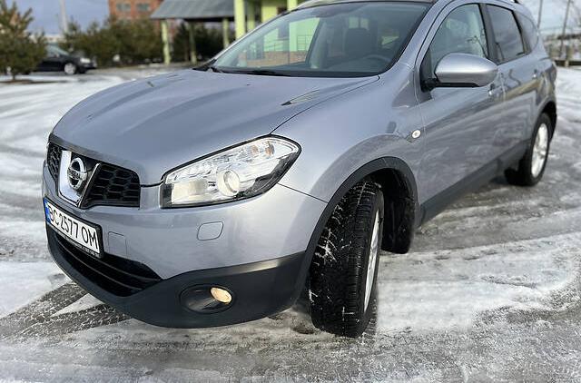 Nissan Qashqai+2 Bose 2011