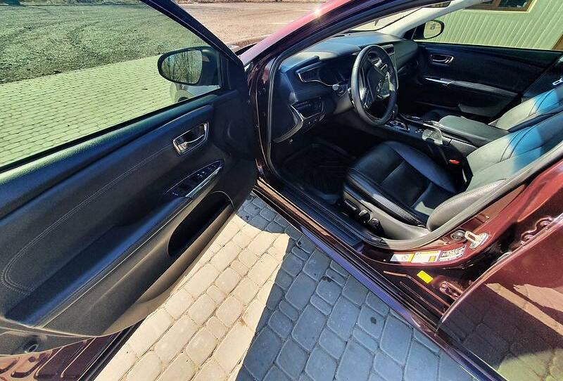 Toyota Avalon XLE Plus 2017