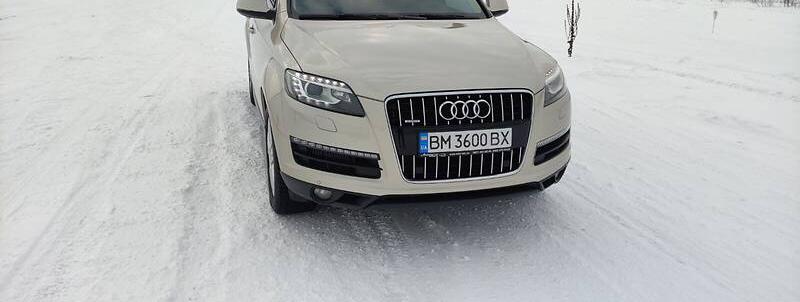Audi Q7 2012