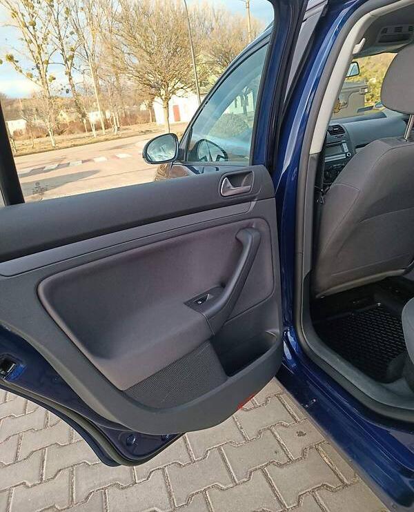 Volkswagen Golf V 2008