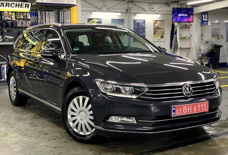Volkswagen Passat B8 HIGHLINE 2016