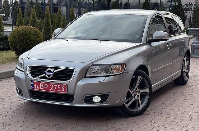 Volvo V50 RDesign  2012