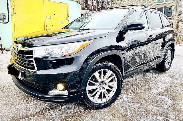 Toyota Highlander P R E M I U M  2017