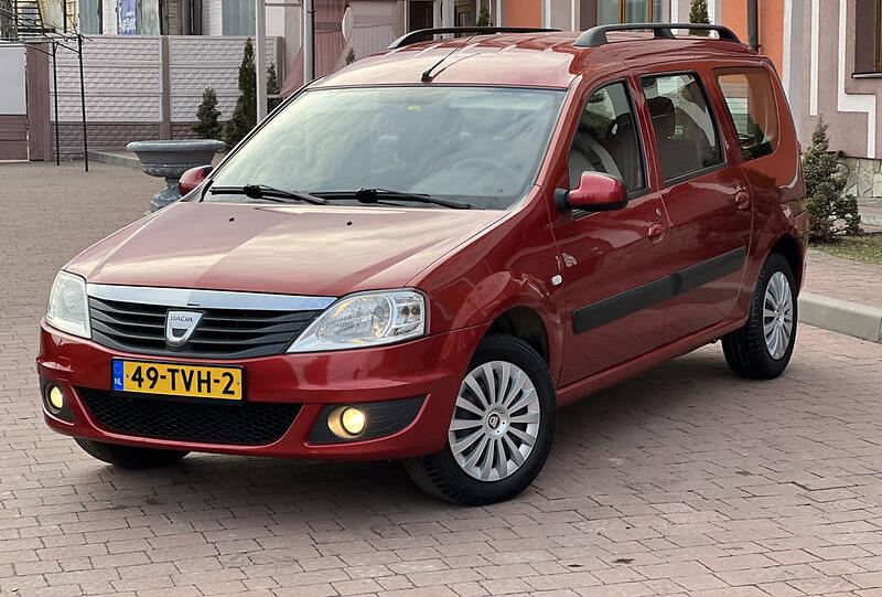 Dacia Logan LAUREATE MPI 2010